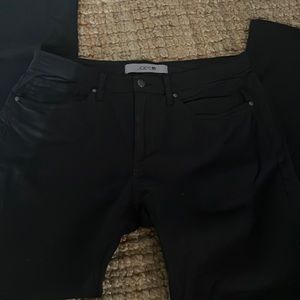 Black joes jeans 33” relaxed fit